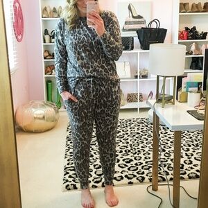Nordstrom BP Cozy Leopard Set Top & Joggers